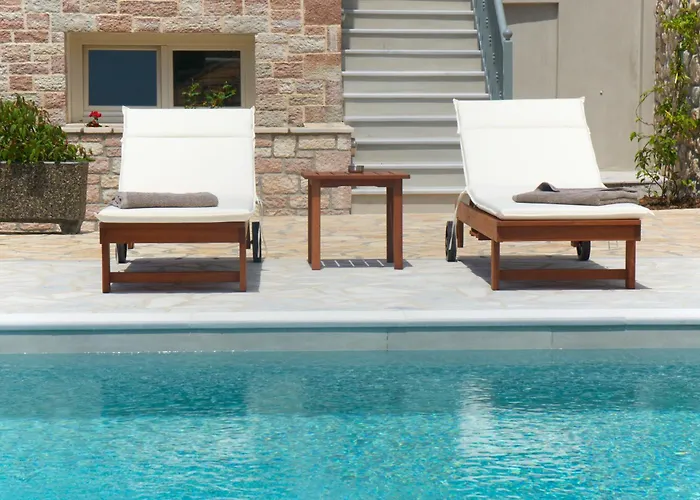 Ariadne Villa